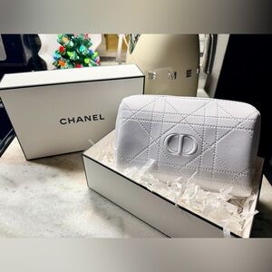 Dior Whote on White Cosmetic Pouch. New in Chanel Couture box (no Dior box) GWP
